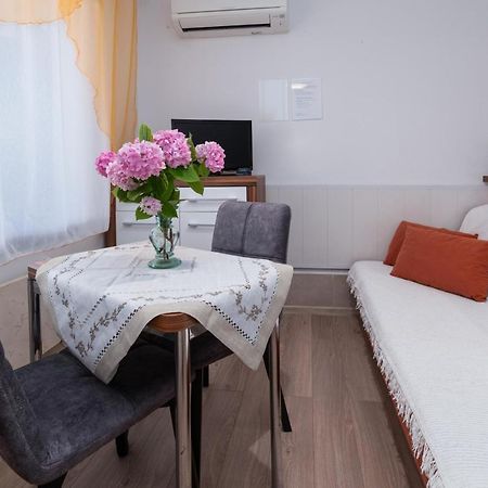Apartments By The Sea Punat, Krk - 5351 外观 照片